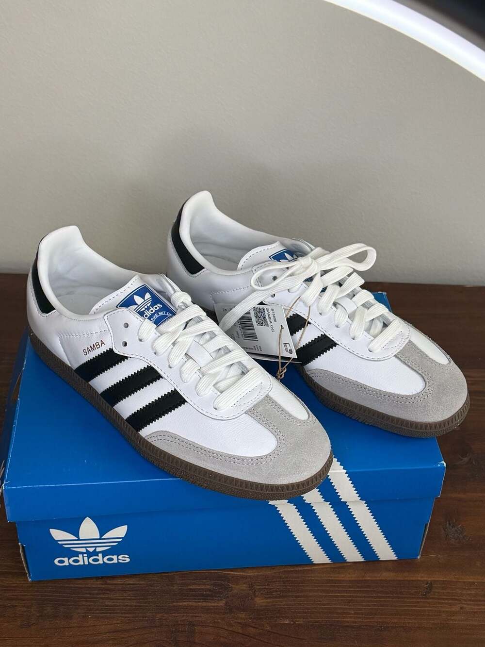 Adidas Samba OG Sneakers White/Black Size US Men's 6 / Women's 7 - Picture 4 of 11